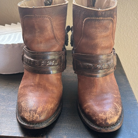 FREEBIRD BOOTIES - Picture 2 of 8